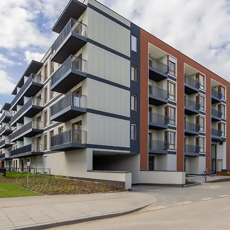 Spacious Near Paley And Medicover-handelsmana 2nd