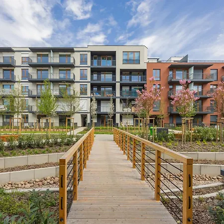 Spacious Near Paley And Medicover-handelsmana 2nd وارسو