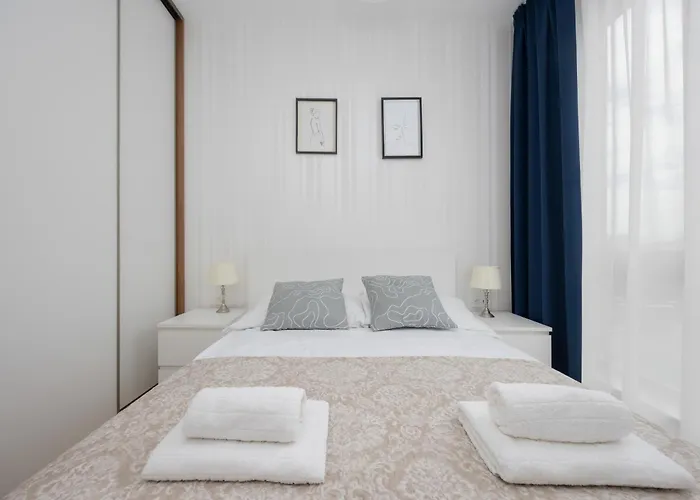 Spacious Near Paley And Medicover-handelsmana 2nd شقة وارسو