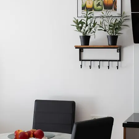 Spacious Near Paley And Medicover-handelsmana 2nd