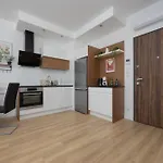 Spacious Near Paley And Medicover-handelsmana 2nd Apartamento Varsóvia