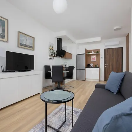 Apartamento Spacious Near Paley And Medicover-handelsmana 2nd *